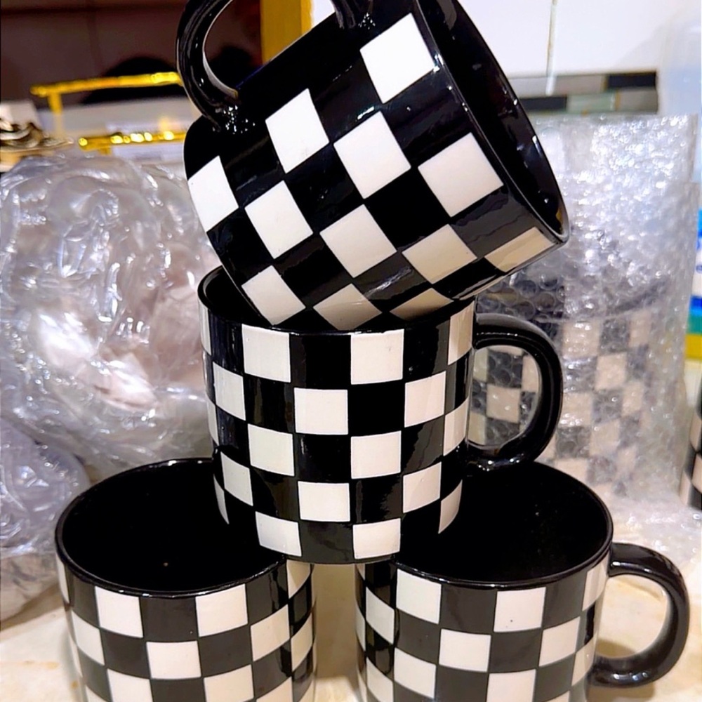4 Black & White Checkerboard Ceramic Coffee Mug - Home Dining